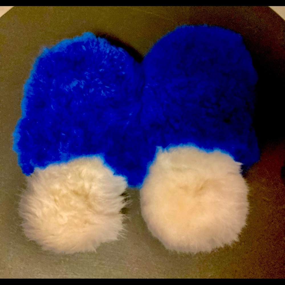 Plush Blue & White Slippers